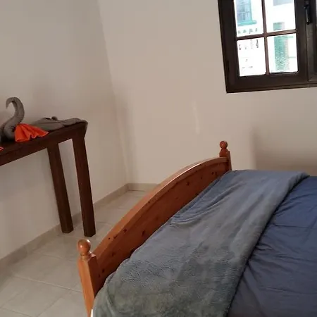 Feel Good Nyaraló *