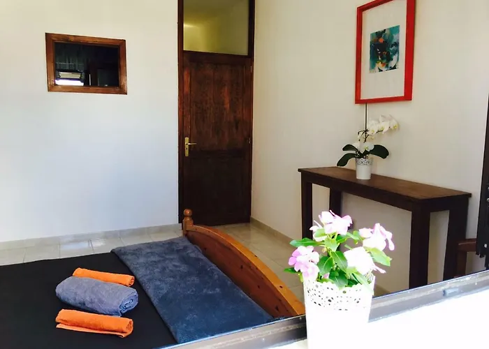 Feel Good * La Santa