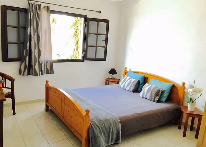 Feel Good * La Santa