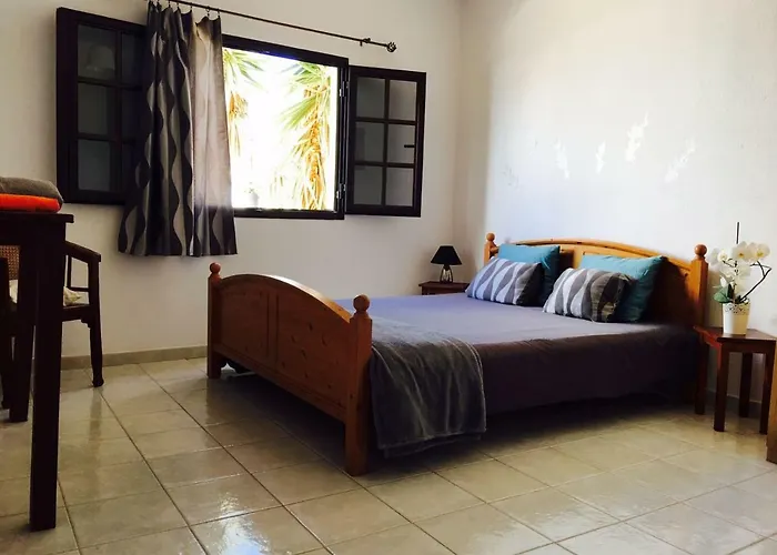 Feel Good * La Santa